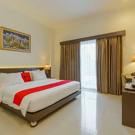 Reddoorz Premium @ Alqueby Hotel